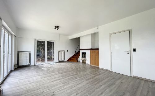 Villa sur terrain de 1800m² à Beaufays