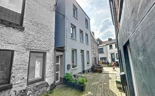 Maison sur 3 niveaux à Vaux s/Chèvremont