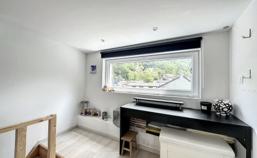 Maison sur 3 niveaux à Vaux s/Chèvremont