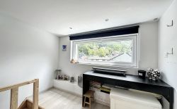 Maison sur 3 niveaux à Vaux s/Chèvremont