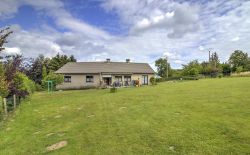 Belle villa 4 façades 3 chambres avec garage, terrasse et jardin