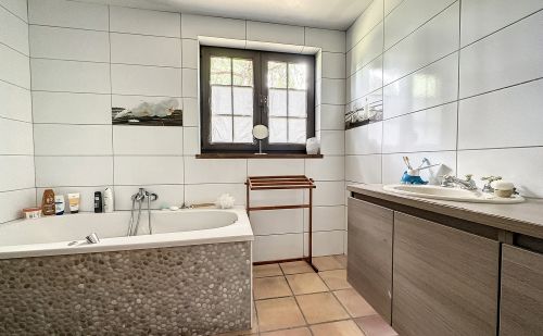 Belle villa 4 façades quartier de Housse à Blegny