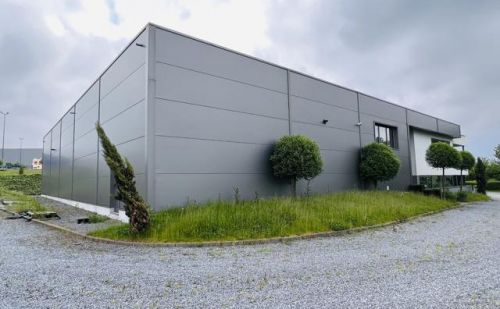 A VENDRE - Immeuble semi industriel de 1100m² sur 3778m² de terrain