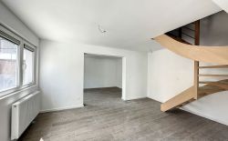 Maison entièrement rénovée à Herstal Maison entièrement rénovée à Herstal