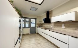 Maison 4 façades rénovée au cœur du village de Vaux-s-Chèvremont