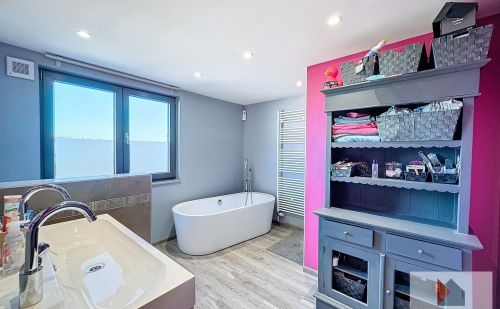 Maison 4 chambres à vendre à Saint-Remy