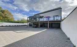 Grand appartement avec jardin commun et piscine à Vottem