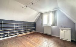 Grande maison bourgeoise sur le haut de Grivegnée Grande maison bourgeoise sur le haut de Grivegnée