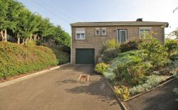 Bungalow 2 chambres sur les hauteurs de Vivegnis Bungalow 2 chambres sur les hauteurs de Vivegnis