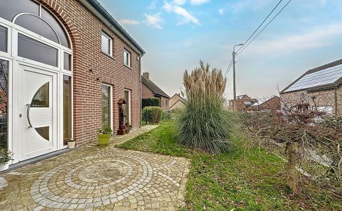 Spacieuse maison de 2007 à Faimes