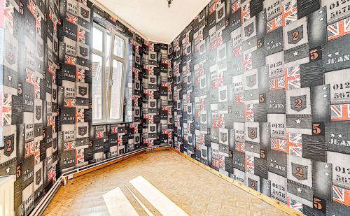 Maison de commerce avec appartement et garage Maison de commerce avec appartement et garage