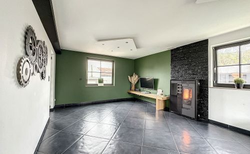 Maison moderne rénovée à Milmort