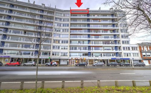 Penthouse 1 chambre à rénover avec vue imprenable sur la Meuse Penthouse 1 chambre à rénover avec vue imprenable sur la Meuse