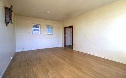 Penthouse 1 chambre à rénover avec vue imprenable sur la Meuse Penthouse 1 chambre à rénover avec vue imprenable sur la Meuse