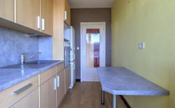 Penthouse 1 chambre à rénover avec vue imprenable sur la Meuse Penthouse 1 chambre à rénover avec vue imprenable sur la Meuse