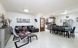 Maison 3 chambres à vendre à Jupille