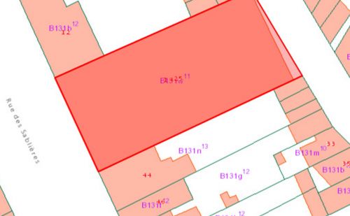 Grand rez commercial offrant de nombreuses possibilités