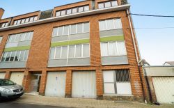 Grand rez commercial offrant de nombreuses possibilités