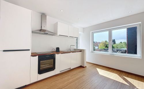 Appartement entièrement rénové sur le haut de Grivegnée Appartement entièrement rénové sur le haut de Grivegnée