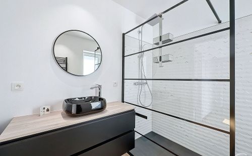 Appartement entièrement rénové sur le haut de Grivegnée Appartement entièrement rénové sur le haut de Grivegnée