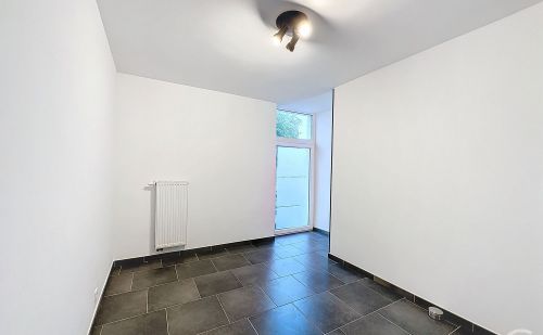 Maison entièrement rénovée à Grivegnée