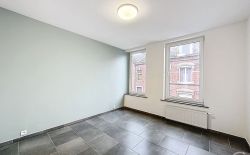 Maison entièrement rénovée à Grivegnée