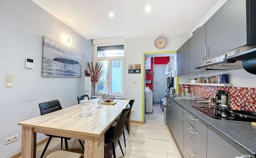 maison avec dépendances aux multiples possibilités