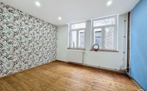 maison avec dépendances aux multiples possibilités