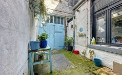 maison avec dépendances aux multiples possibilités