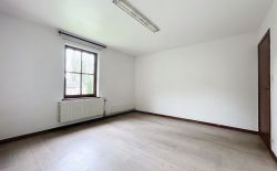 Maison 4 chambres à vendre à Heure le Romain