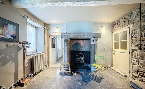 Maison en pierres du pays à vendre à Poulseur Maison en pierres du pays à vendre à Poulseur