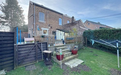 Maison 4 chambres à vendre à Heure le Romain