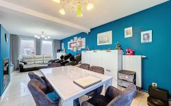 Maison 4 chambres à vendre à Heure le Romain