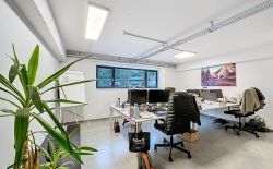 Immeuble de bureaux de +/-590m² à vendre à Embourg Immeuble de bureaux de +/-590m² à vendre à Embourg