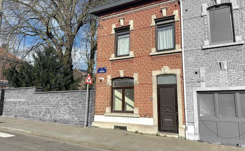 Maison 3 façades idéalement située à Chênée