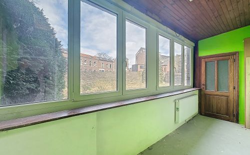 Maison 3 façades idéalement située à Chênée