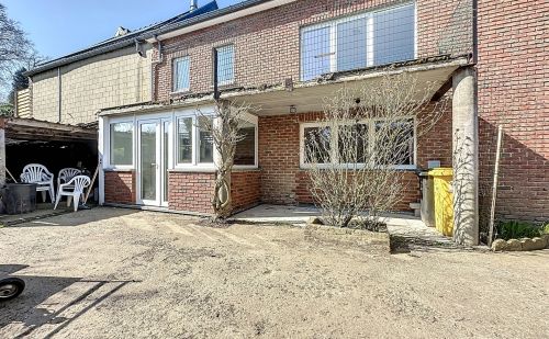 Maison 4 chambres à vendre à Mortroux