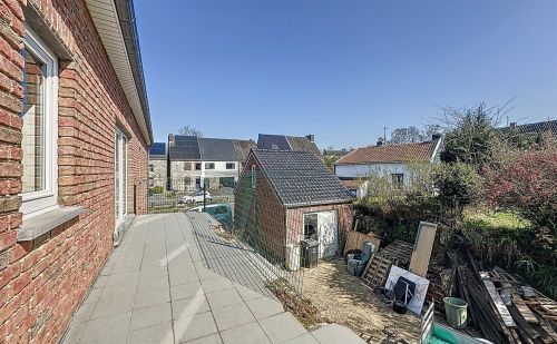 Maison 4 chambres à vendre à Mortroux