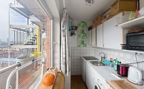 Studio avec balcon en bord de Meuse