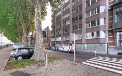 Studio avec balcon en bord de Meuse