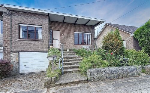 Bungalow 3 façades avec jardin à Grace Berleur