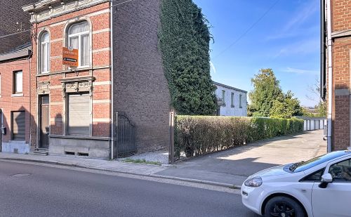 Spacieuse maison 3 façades à Vaux s/Chèvremont