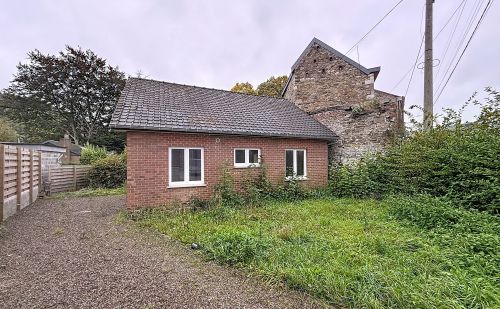 Charmant bungalow 4 façades en excellent état à Trooz