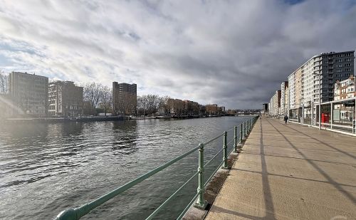 Studio avec mezzanine à Liège
