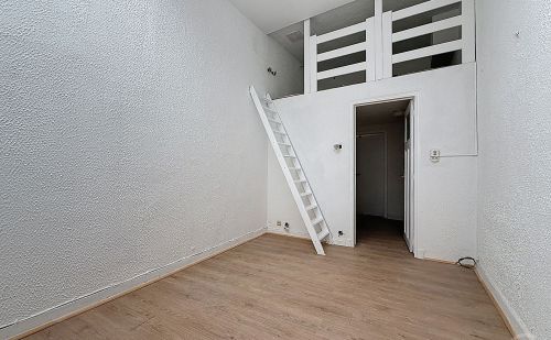 Studio avec mezzanine à Liège