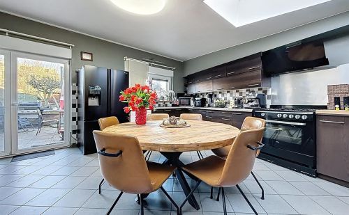 Maison 4 chambres à vendre à Herstal Maison 4 chambres à vendre à Herstal