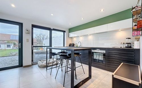 Maison 4 chambre à vendre à Crisnée Maison 4 chambre à vendre à Crisnée