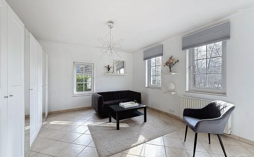 Villa en excellent état sur 3200m² de terrain dans le domaine du Bois de Rognac