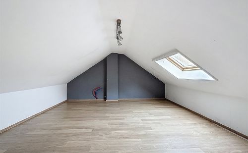 Villa en excellent état sur 3200m² de terrain dans le domaine du Bois de Rognac