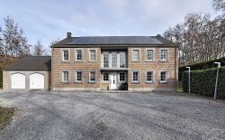 Villa en excellent état sur 3200m² de terrain dans le domaine du Bois de Rognac